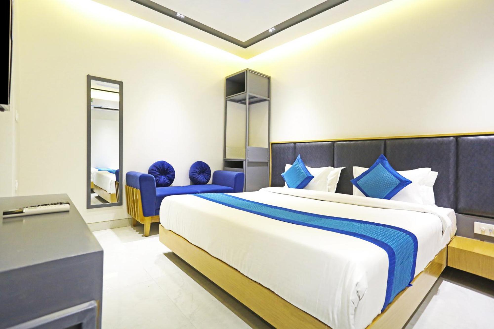 Crown Hotel Agra Near Taj Mahal Ngoại thất bức ảnh