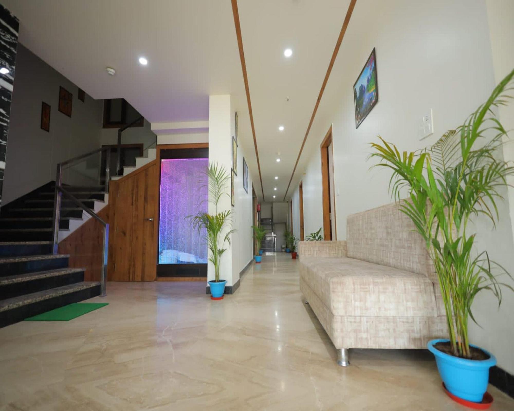 Crown Hotel Agra Near Taj Mahal Ngoại thất bức ảnh
