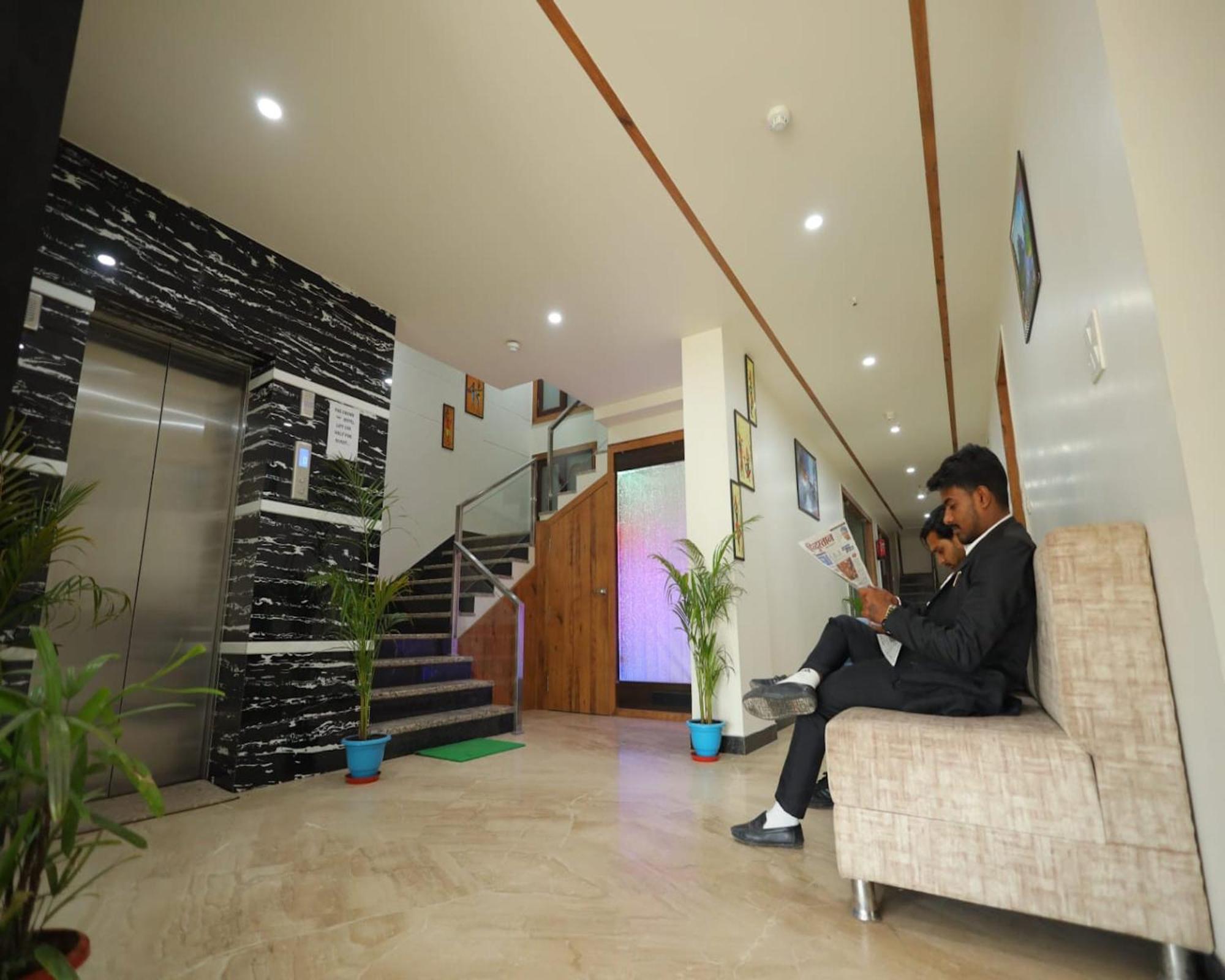 Crown Hotel Agra Near Taj Mahal Ngoại thất bức ảnh