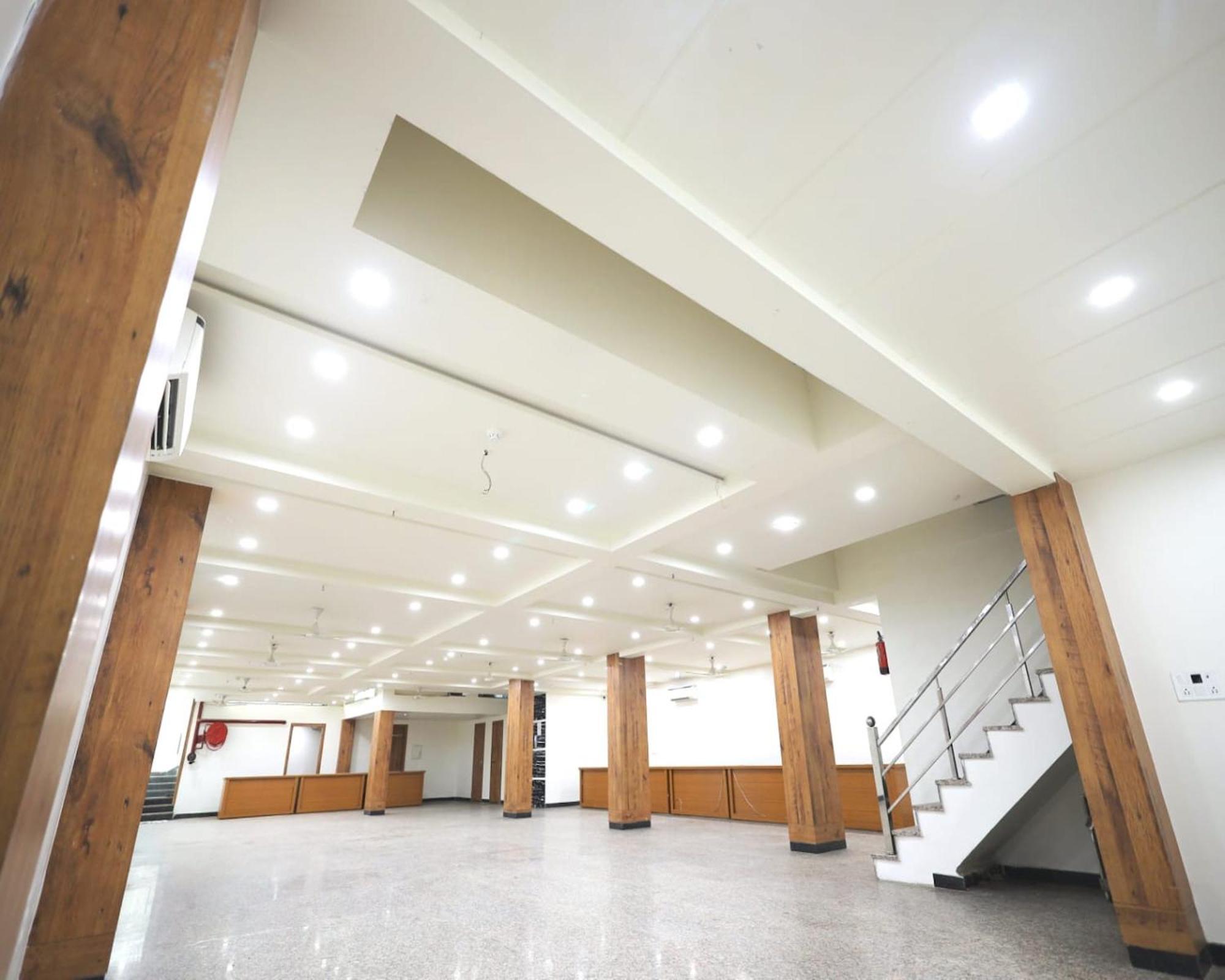 Crown Hotel Agra Near Taj Mahal Ngoại thất bức ảnh