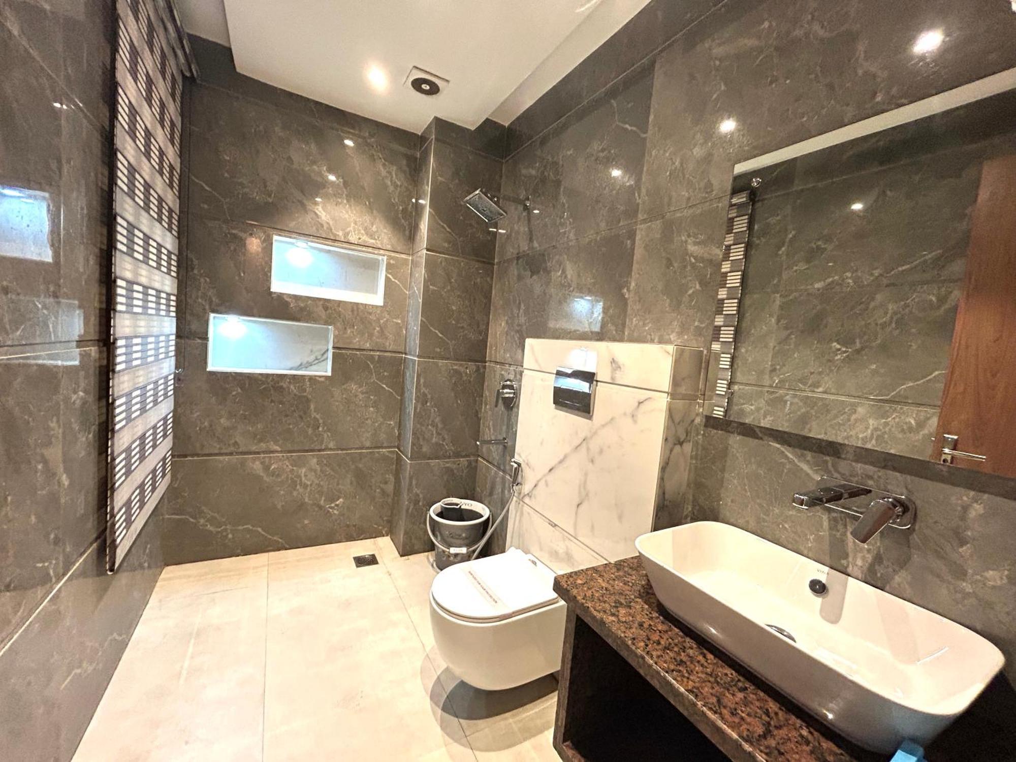Crown Hotel Agra Near Taj Mahal Ngoại thất bức ảnh